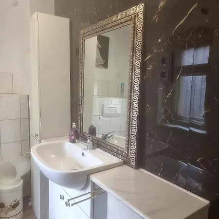 Privatunterkunft Nr 9 Hübsche Mit Loggia In Alte Mit Stadtblick Und Interessante Ausstattung Ohm Annaberg-Buchholz