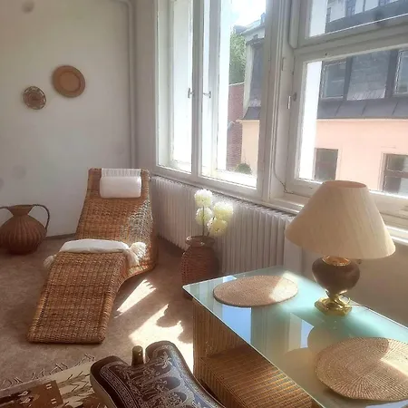 Nr 9 Hübsche Mit Loggia In Alte Mit Stadtblick Und Interessante Ausstattung Ohm *